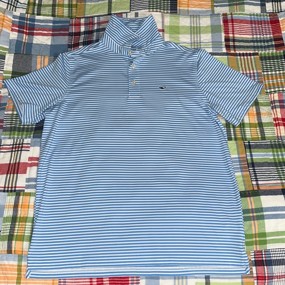 Boys Vineyard Vines 
Blue & White Striped Sankaty polo Shirt 
Size XL 
EUC